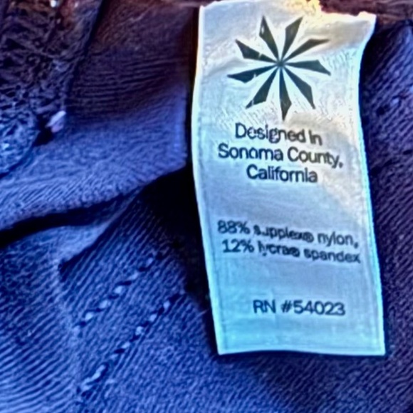 Athleta Metro Slouch pants - Plum - Picture 5 of 13